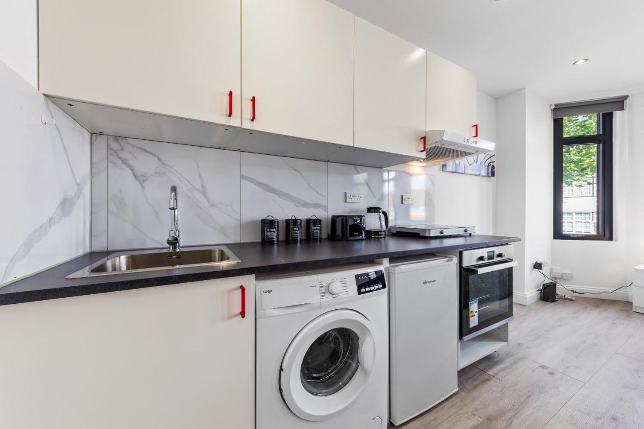 Comfy 1Bdr - 30Mins To Central Ldn - Parking The Hyde Bagian luar foto